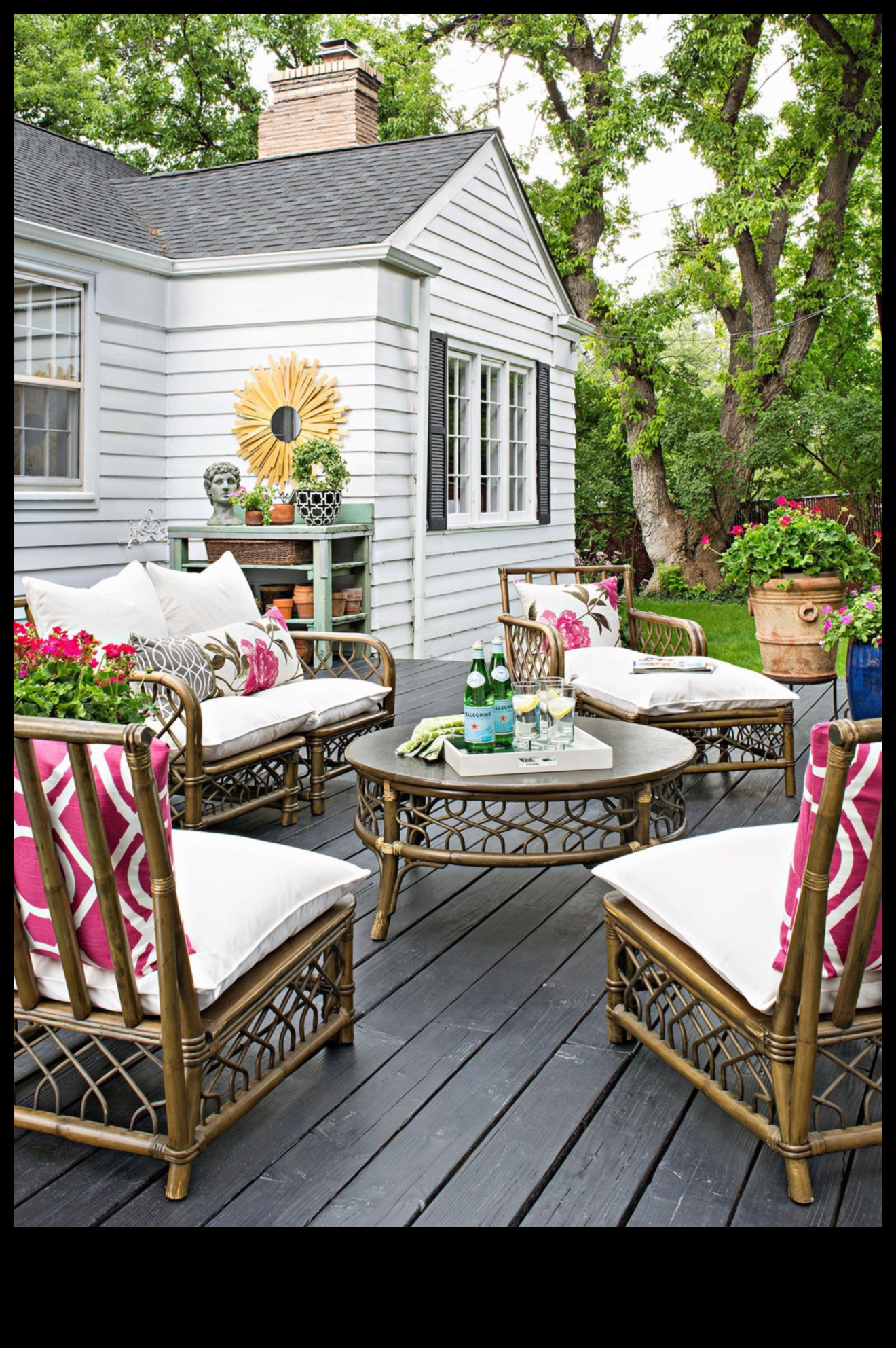 Blossom Sēdvietas: atklāj dārza mēbeļu šarmu