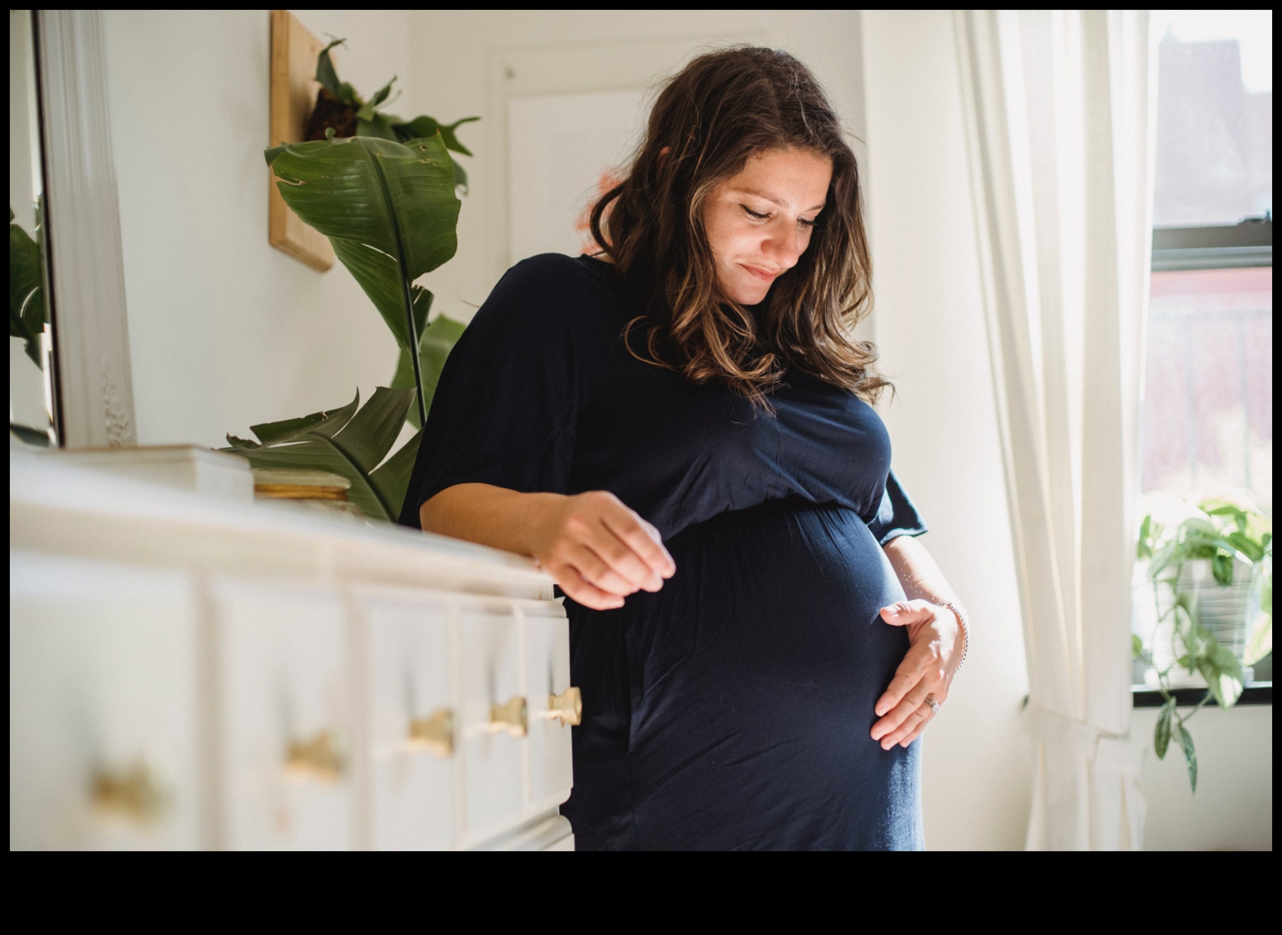 DIY apģērbi un aksesuāri grūtniecēm: stilīgi izciļņi