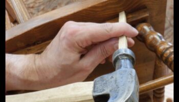 Kokapstrādes tradīcijas: mantojuma godināšana mūsdienu darbos