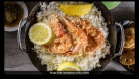 Rice Bowl Revelations Moderns komforta ēdienreizes no Āzijas 5 Rīsu bļodas atklājumi: klasisks komforta ēdiens no Āzijas